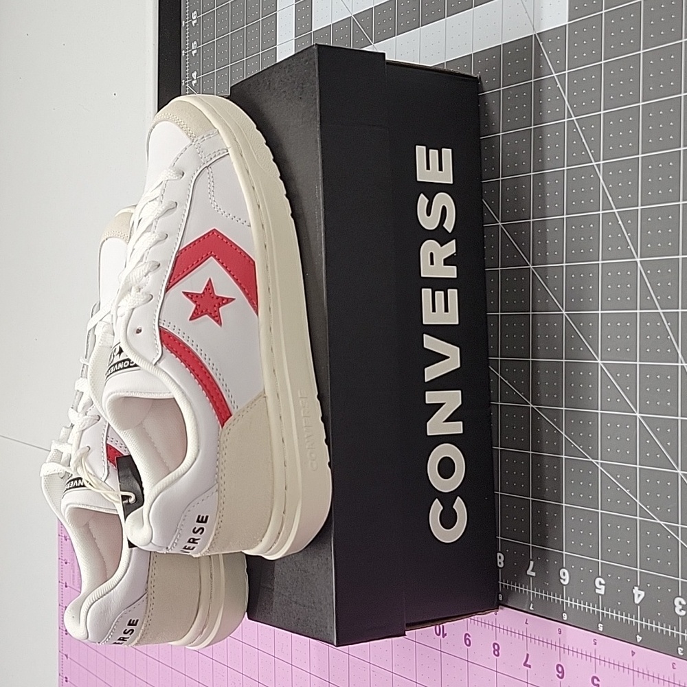 Mens 7 Womens 8.5 Converse Pro Blaze Classic OX white red egret